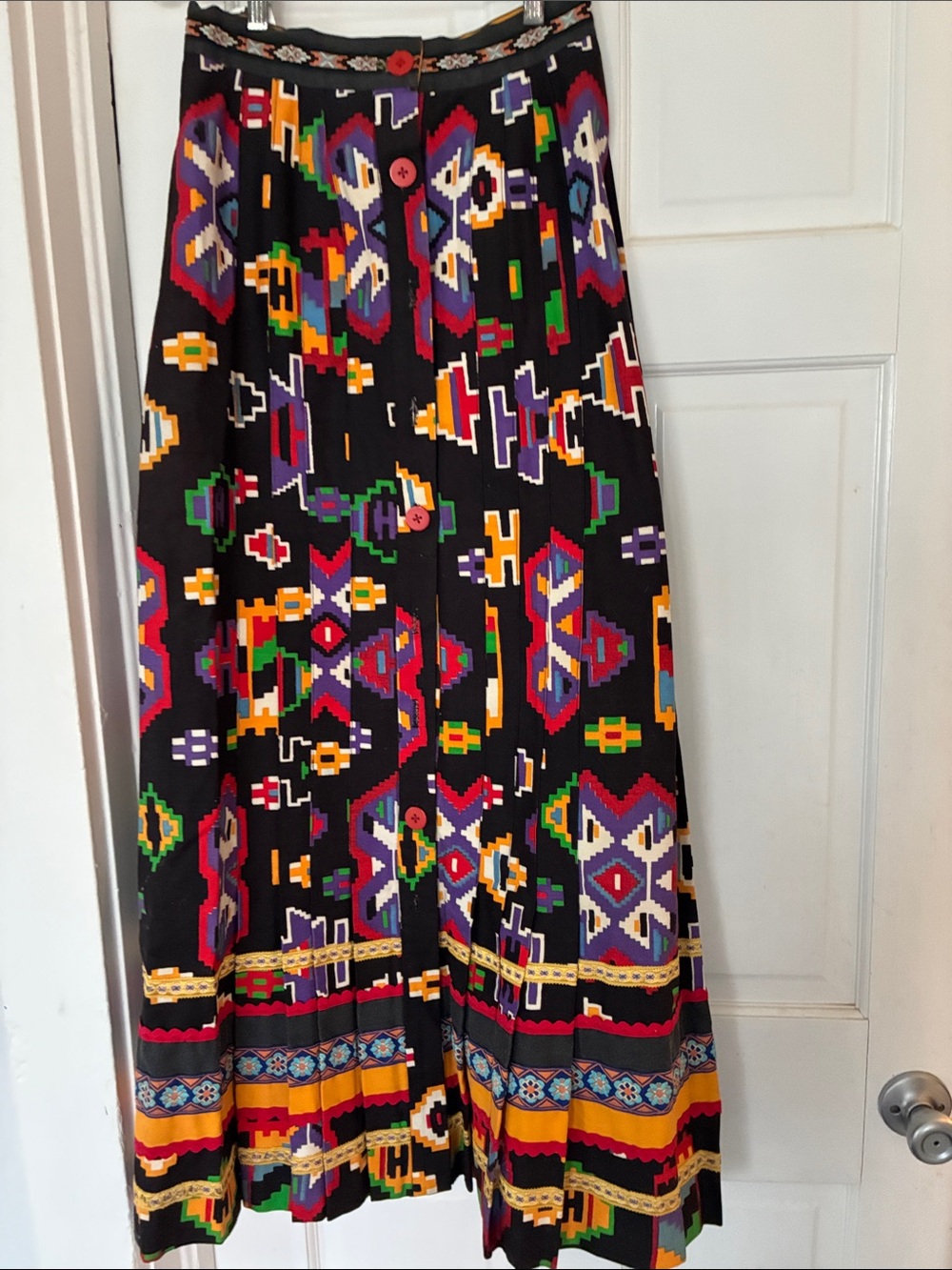 Black Multicolor Geometric Button-Front Maxi Skirt